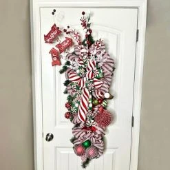 Northlight 48" Unlit Canadian Pine Artificial Christmas Teardrop Swag 9 Northlight 48" Unlit Canadian Pine Artificial Christmas Teardrop Swag -Northlight Christmas Store GUEST 260a45eb b20d 4d6c a1c9 4b1ab42d36b9