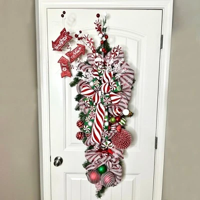 Northlight 48" Unlit Canadian Pine Artificial Christmas Teardrop Swag 6 Northlight 48" Unlit Canadian Pine Artificial Christmas Teardrop Swag - Image 4